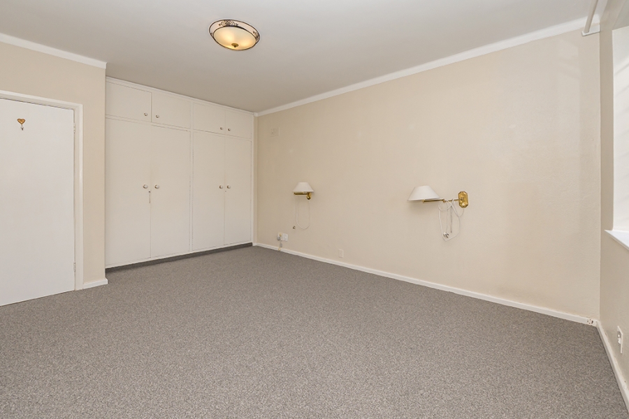 To Let 3 Bedroom Property for Rent in Kenilworth Upper Western Cape